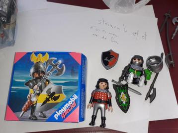 Playmobil 3 ridders  beschikbaar voor biedingen