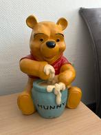 Winni the pooh beeld., Verzamelen, Beren en Cherished Teddies, Ophalen, Zo goed als nieuw, Beeldje, Overige merken