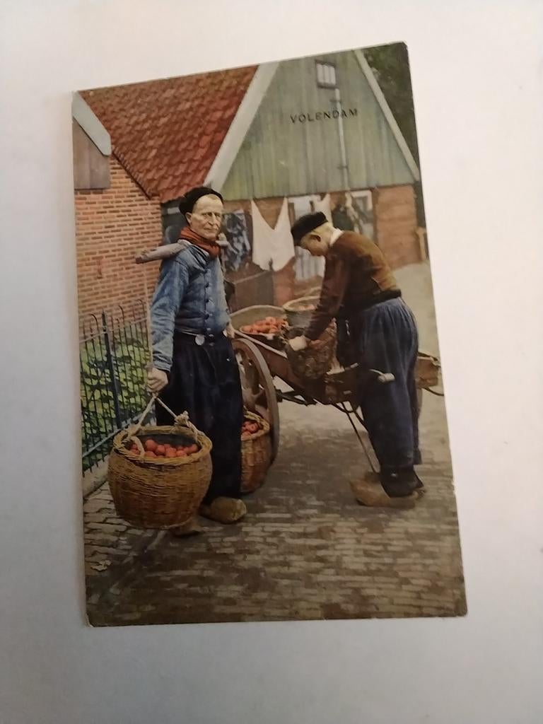VOLENDAMMER. MET JUK, Ophalen of Verzenden, Voor 1920, Klederdracht