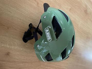 Fietshelm Abus maat L 56 - 61 beschikbaar voor biedingen