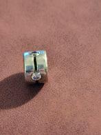 Pandora Zilveren Bedel met strass, Sieraden, Tassen en Uiterlijk, Ringen, Gebruikt, Met strass, Ophalen of Verzenden, 17 tot 18