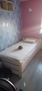 Massief houten bed 200 x 90 cm ook voor de  2e slaper, Huizen en Kamers