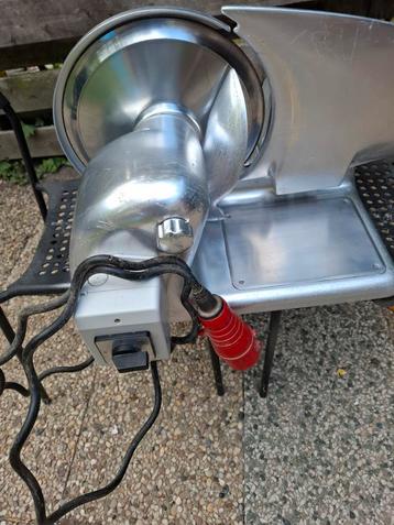 Vintage Vleessnijmachine - Jaren '60/'70 beschikbaar voor biedingen