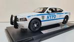 Welly 1/18 Dodge Charger NYPD Highway Patrol, Hobby en Vrije tijd, Modelauto's | 1:18, Ophalen of Verzenden, Nieuw, Welly