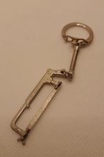 Mooie oude vintage jaren 60 - 70 sleutelhanger handzaag, Ophalen of Verzenden, Zo goed als nieuw