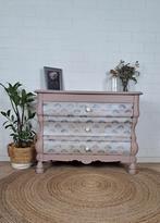 Buikkast roze metallic, Zo goed als nieuw, 3 of 4 laden, Minder dan 100 cm, 25 tot 50 cm