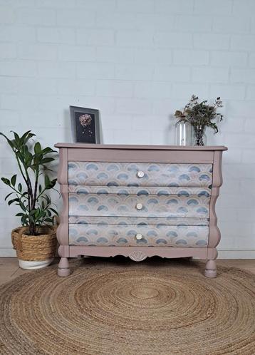 Buikkast roze metallic beschikbaar voor biedingen