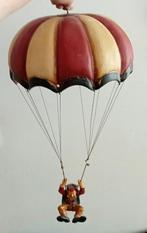 Handgeschilderde parachute drijvende clown, Antiek en Kunst, Ophalen of Verzenden