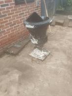 Tuinornament Vaas op Sokkel, Tuin en Terras, Tuinvazen, Ophalen of Verzenden, Gebruikt