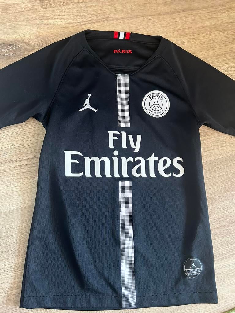 Psg officieel 3de tenue maat 128-134, Sport en Fitness, Voetbal, Maat XS of kleiner, Ophalen of Verzenden, Zo goed als nieuw, Shirt