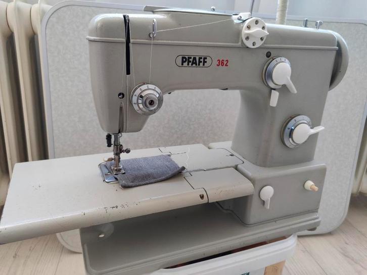 Pfaff 362 degelijk, sterk geschikt v. Leer, canvas, zeilstof, Hobby en Vrije tijd, Naaimachines en Toebehoren, Gebruikt, Naaimachine