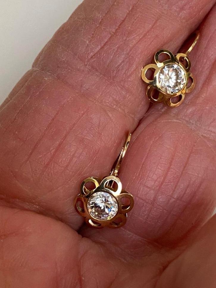 Geel gouden oorbellen steen, Sieraden, Tassen en Uiterlijk, Antieke sieraden, Oorbellen, Goud, Verzenden