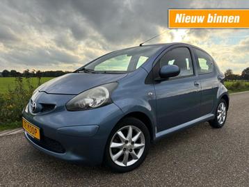 Toyota AYGO 1.0 / AIRCO / 1E EIGENAAAR  / DEALER ONDERHOUDEN beschikbaar voor biedingen