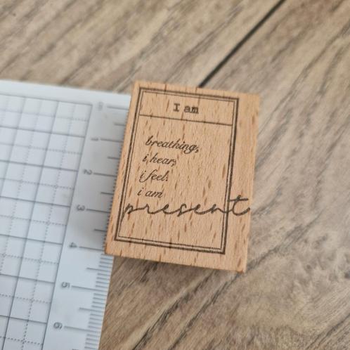 Houten stempel black milk project, I AM, Hobby en Vrije tijd, Stempelen, Zo goed als nieuw, Houten stempel, Ophalen of Verzenden