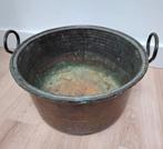 Oude koperen ketel met handvatten, Ophalen, Koper