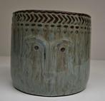 Bloempotje met gezicht., Tuin en Terras, Bloempotten, Rond, Ophalen of Verzenden, Zo goed als nieuw, Minder dan 25 cm