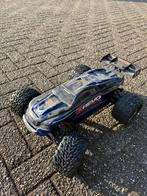 E-Revo radiografische auto, Hobby en Vrije tijd, Modelbouw | Radiografisch | Auto's, Ophalen of Verzenden, Zo goed als nieuw, Overige schalen