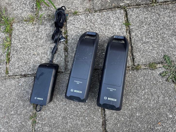 2x Bosch PowerPack 500 accus + oplader – gebruikte staat, Fietsen en Brommers, Fietsaccessoires | Fietsaccu's, Gebruikt, Ophalen of Verzenden