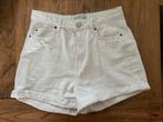 Kort broekje high waist short, Ophalen of Verzenden, Zo goed als nieuw, Wit, W30 - W32 (confectie 38/40)