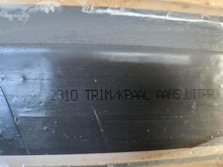 2 stuks Keralit trim/kraal aansluitprofiel (2810) wit (9016), Doe-het-zelf en Verbouw, Overige Doe-het-zelf en Verbouw, Nieuw