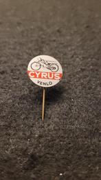 Cyrus Venlo speldje, Verzamelen, Speldjes, Pins en Buttons, Verzenden, Zo goed als nieuw, Merk, Speldje of Pin