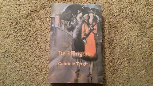 De Effingers, Gabriele Tergit. Paperback, 23x15x5 cm., Boeken, Historische romans, Zo goed als nieuw, Ophalen of Verzenden