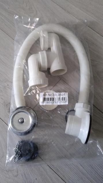 Badafvoer combinatie. beschikbaar voor biedingen