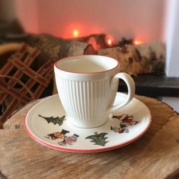 Kop en 3 Schoteltjes Wedgwood Windsor Christmas Kerstservies beschikbaar voor biedingen