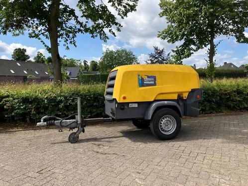 Te koop atlas copco Xas58-7 mobiele compressor, Zakelijke goederen, Machines en Bouw | Pompen en Compressoren