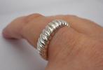 Zilveren massieve ring met ribbels Esprit maat 18,6 nr.225, Sieraden, Tassen en Uiterlijk, Ringen, 18 tot 19, Verzenden, Zo goed als nieuw