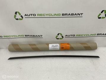 Sierlijst Portier Rechts Achter Porsche Macan 95B853908B beschikbaar voor biedingen