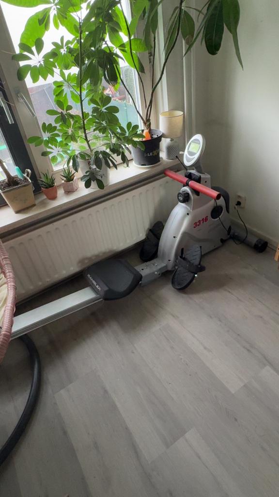 Roeimachine - Perfect voor thuis fitness!, Ophalen, Gebruikt, Armen, Metaal