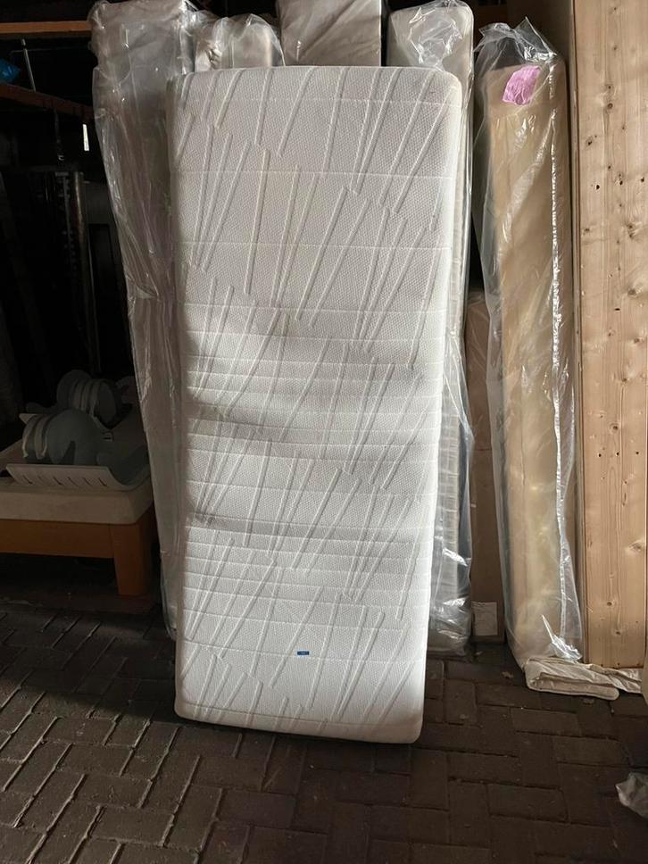 Auping Cresto matras 80x200cm, Huis en Inrichting, Slaapkamer | Boxsprings, Gebruikt, 80 cm, 200 cm, Eenpersoons, Ophalen of Verzenden