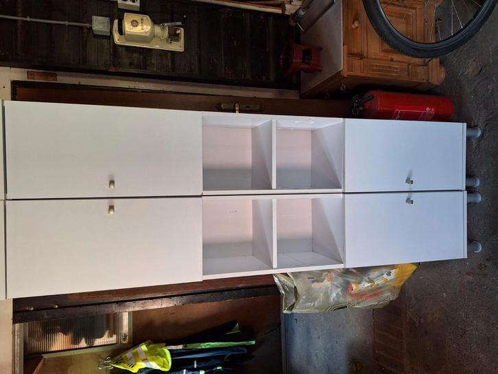 2 badkamerkasten gebruikt wit, Huis en Inrichting, Badkamer | Badkamermeubels, Gebruikt, (Half)hoge kast, 150 tot 200 cm, Minder dan 50 cm
