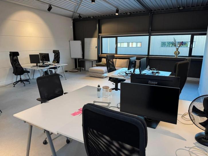 Te huur: bovenverdieping kantoorruimte, showroom in Eemnes, Zakelijke goederen, Bedrijfs Onroerend goed, Bedrijfsruimte, Huur