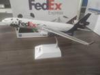 Md11 FedEx panda livery 1:200, Verzamelen, Luchtvaart en Vliegtuigspotten, Ophalen of Verzenden, Zo goed als nieuw, Schaalmodel