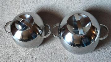 TOPSTAAT Set vintage IKEA MEDALJ  pannen - 2 stuks - RVS  beschikbaar voor biedingen