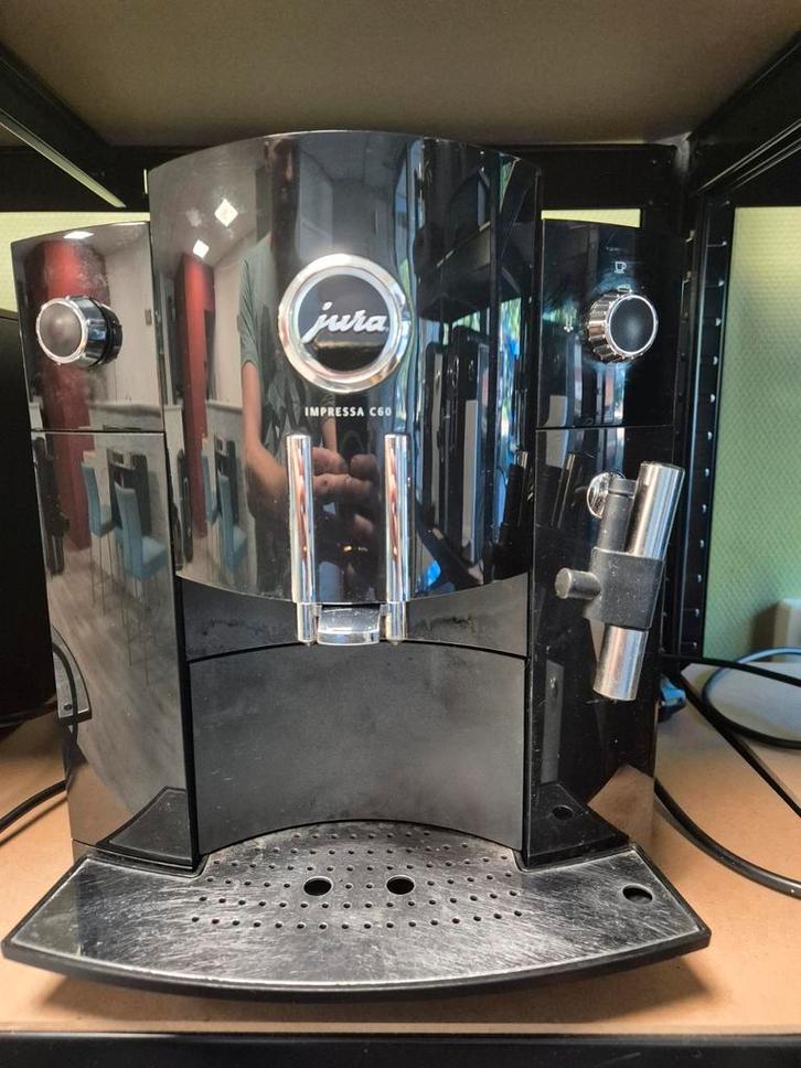 Jura Impressa C60 incl servicebeurt en garantie, Witgoed en Apparatuur, Koffiezetapparaten, Gebruikt, Koffiebonen, Espresso apparaat