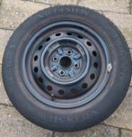 Te koop 4 x Stalenvelg waarvan 2 met all seasons band, Ophalen