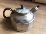 Brocante grote aluminium theeketel voor de sier, Ophalen of Verzenden