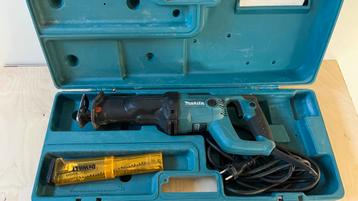 Makita Reciprozaag JR3050T beschikbaar voor biedingen