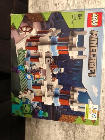 Minecraft lego biuwset 21186 incl doos beschikbaar voor biedingen