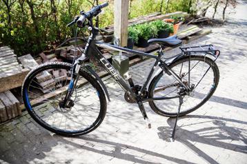 Cube mountainbike 28 inch beschikbaar voor biedingen