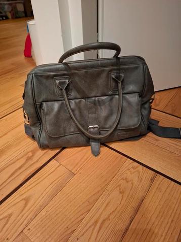 Mooie Luiertas - Schoudertas beschikbaar voor biedingen