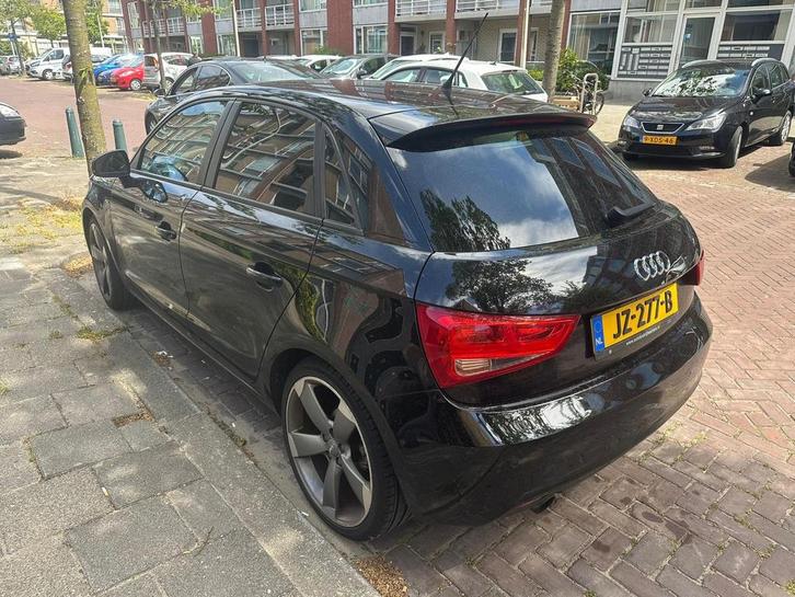 Audi A1 1.2 Tfsi 63KW SB 2012 Zwart, Auto's, Audi, Particulier, Benzine, A, Hatchback, Handgeschakeld, Geïmporteerd, Zwart, Voorwielaandrijving