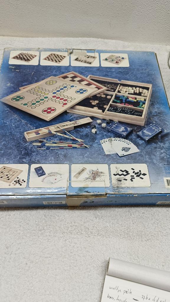 Complete houten spelcassette met borden, stenen & kaarten, Hobby en Vrije tijd, Gezelschapsspellen | Bordspellen, Gebruikt, Een of twee spelers