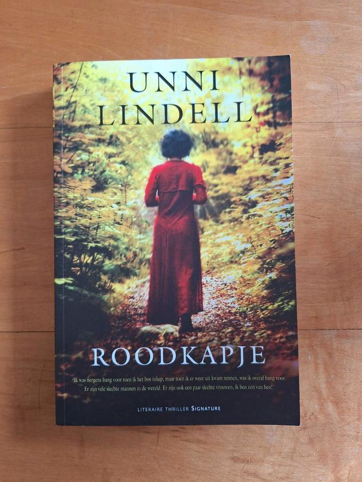 Roodkapje, Boeken, Thrillers, Zo goed als nieuw, Ophalen of Verzenden