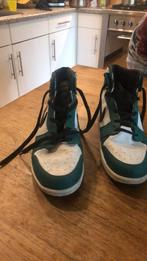 Sport schoenen maat 44, Sport en Fitness, Basketbal, Ophalen, Zo goed als nieuw, Schoenen