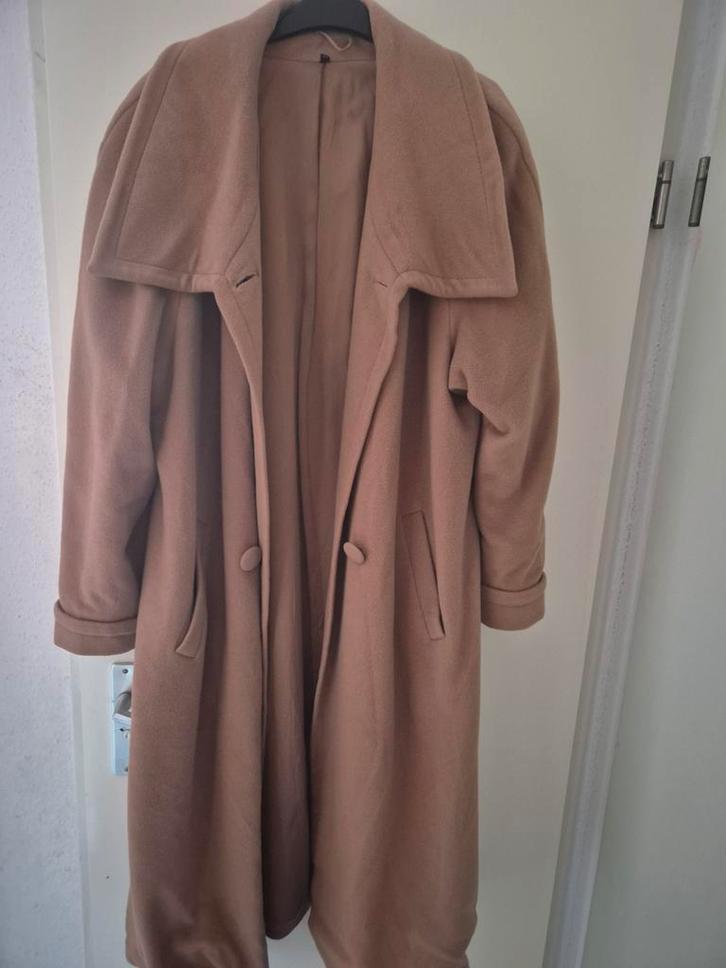 Prachtige lamswollen kasjmier mantel, Kleding | Dames, Jassen | Zomer, Zo goed als nieuw, Beige, Ophalen of Verzenden