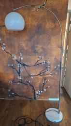 Elegante Staande Booglamp, Huis en Inrichting, Lampen | Vloerlampen, Ophalen, Zo goed als nieuw, Glas, Modern